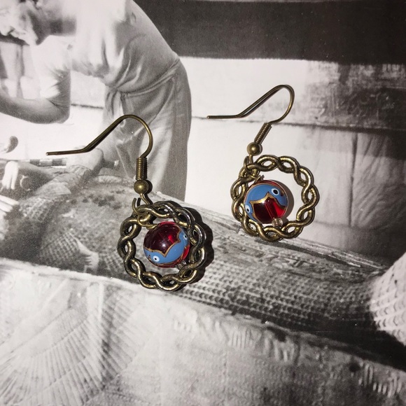 Unique Dangle Earrings - Picture 2 of 3